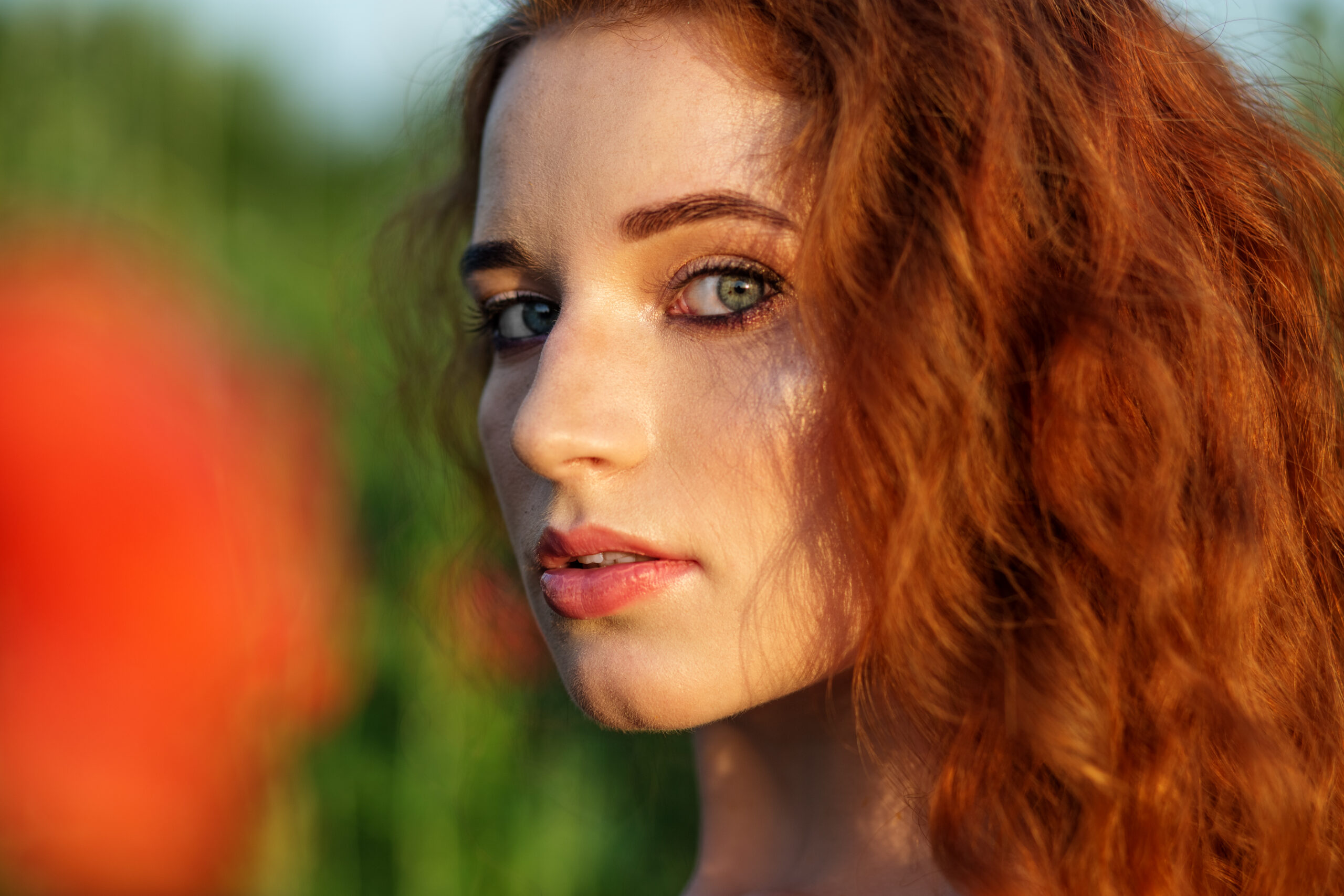 Charming Compliments for Ginger Singles to Ignite Meaningful Romantic Connections - girl with long ginger hair