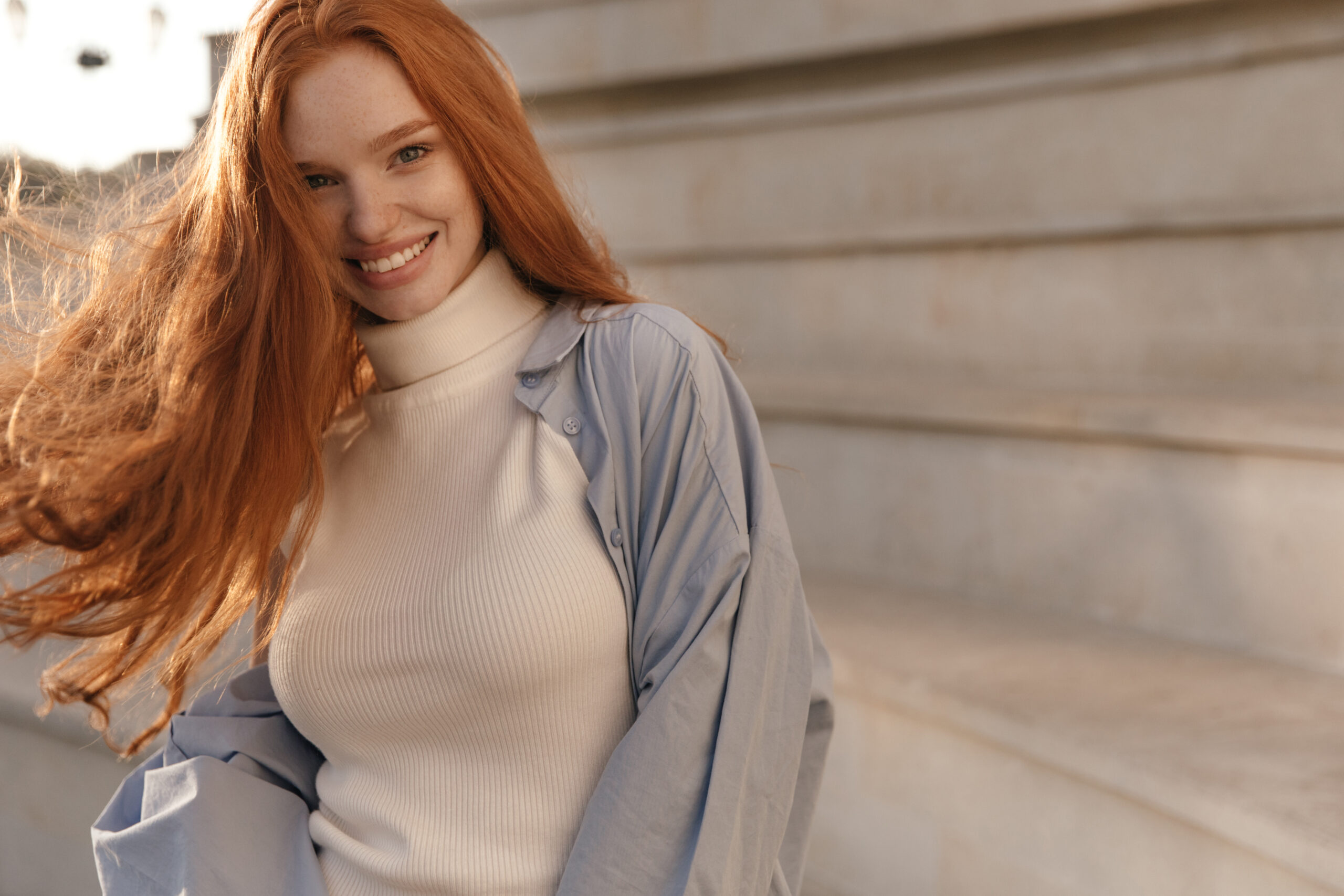 Impressing a Ginger Partner – redhead posing outdoor Impressing a Ginger Partner - redhead posing outdoor