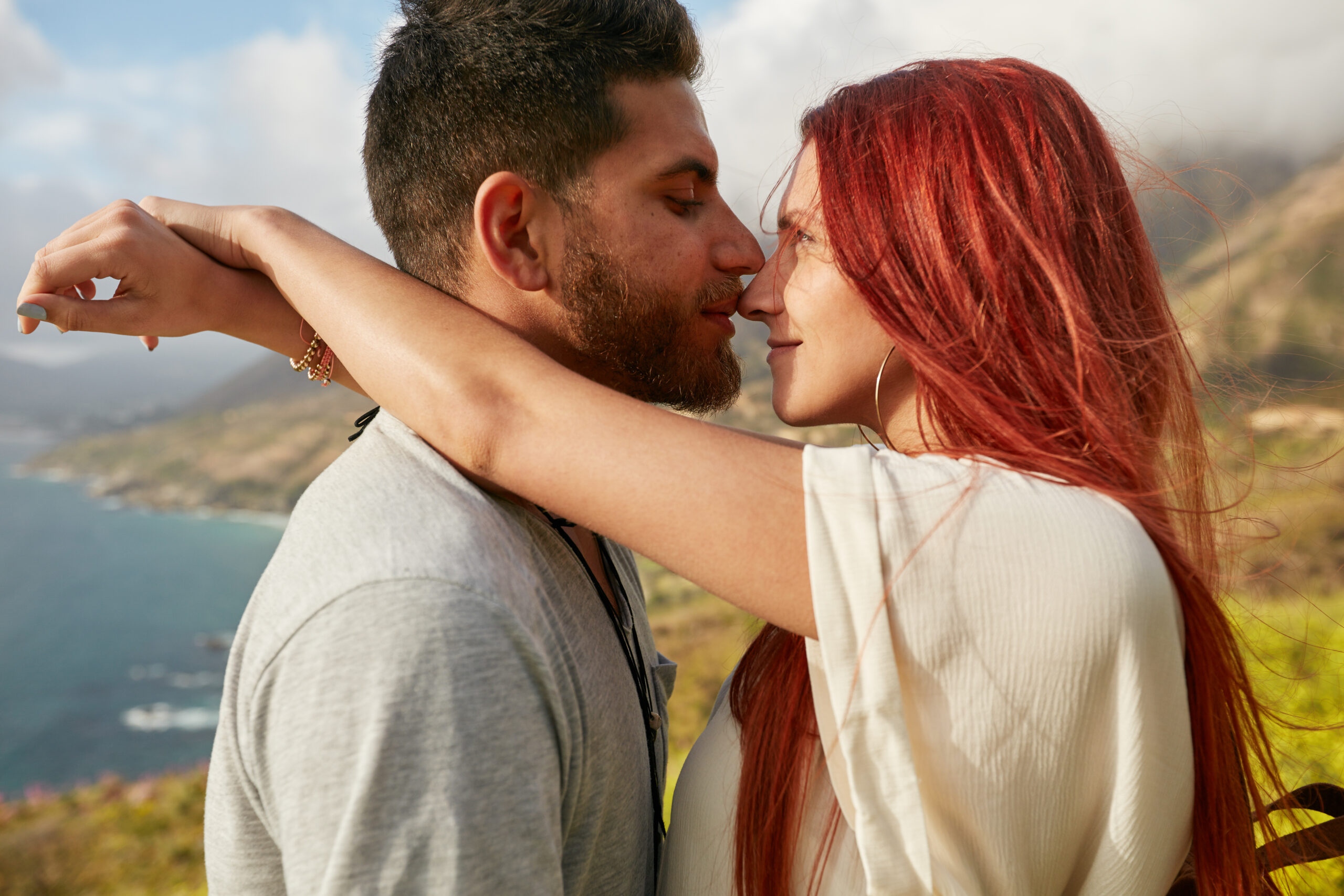 Romantic Dates for Redheads - redhead couple