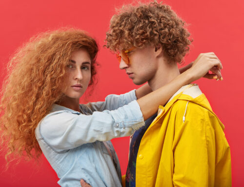 Clingy Partner Red Flags: Signs That Should Raise Immediate Concern