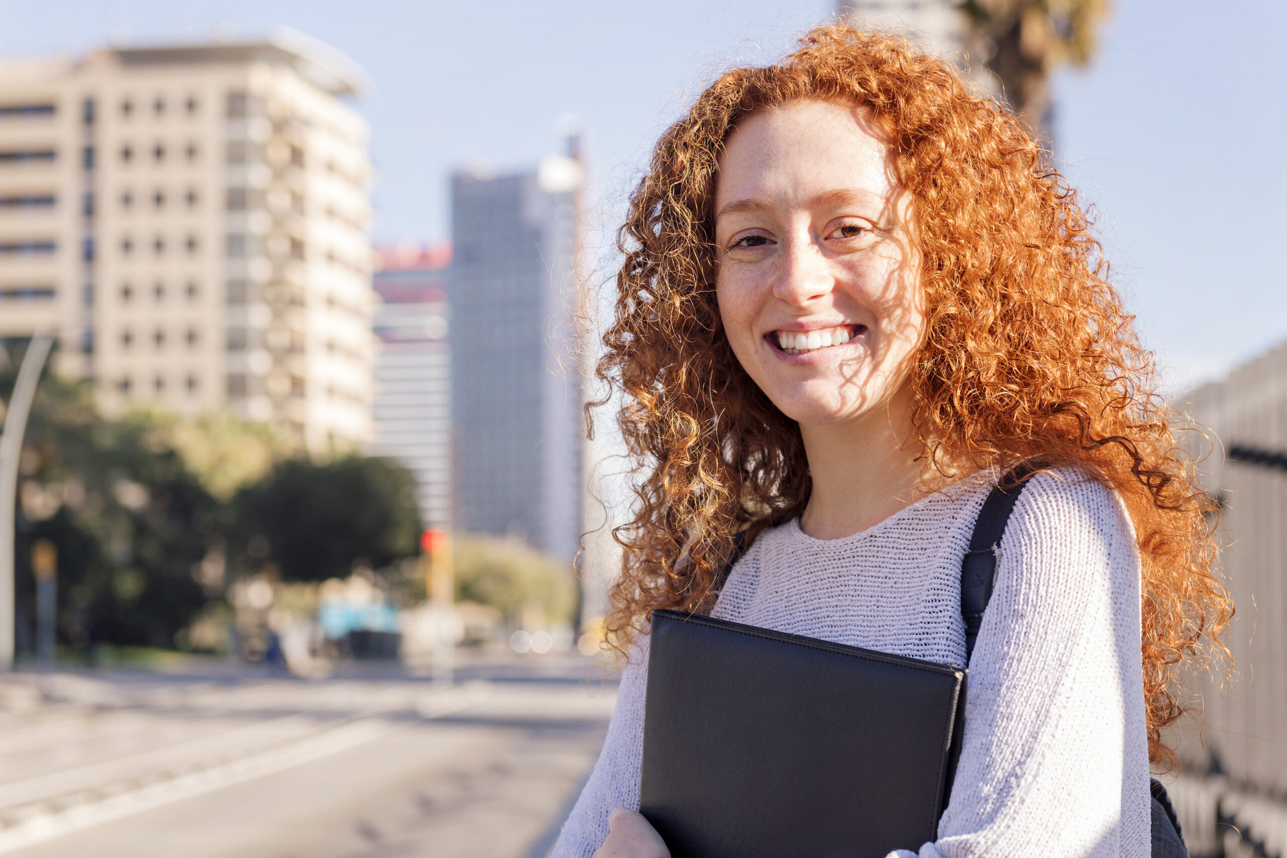 Dating Redheads in London - student redhead smiles